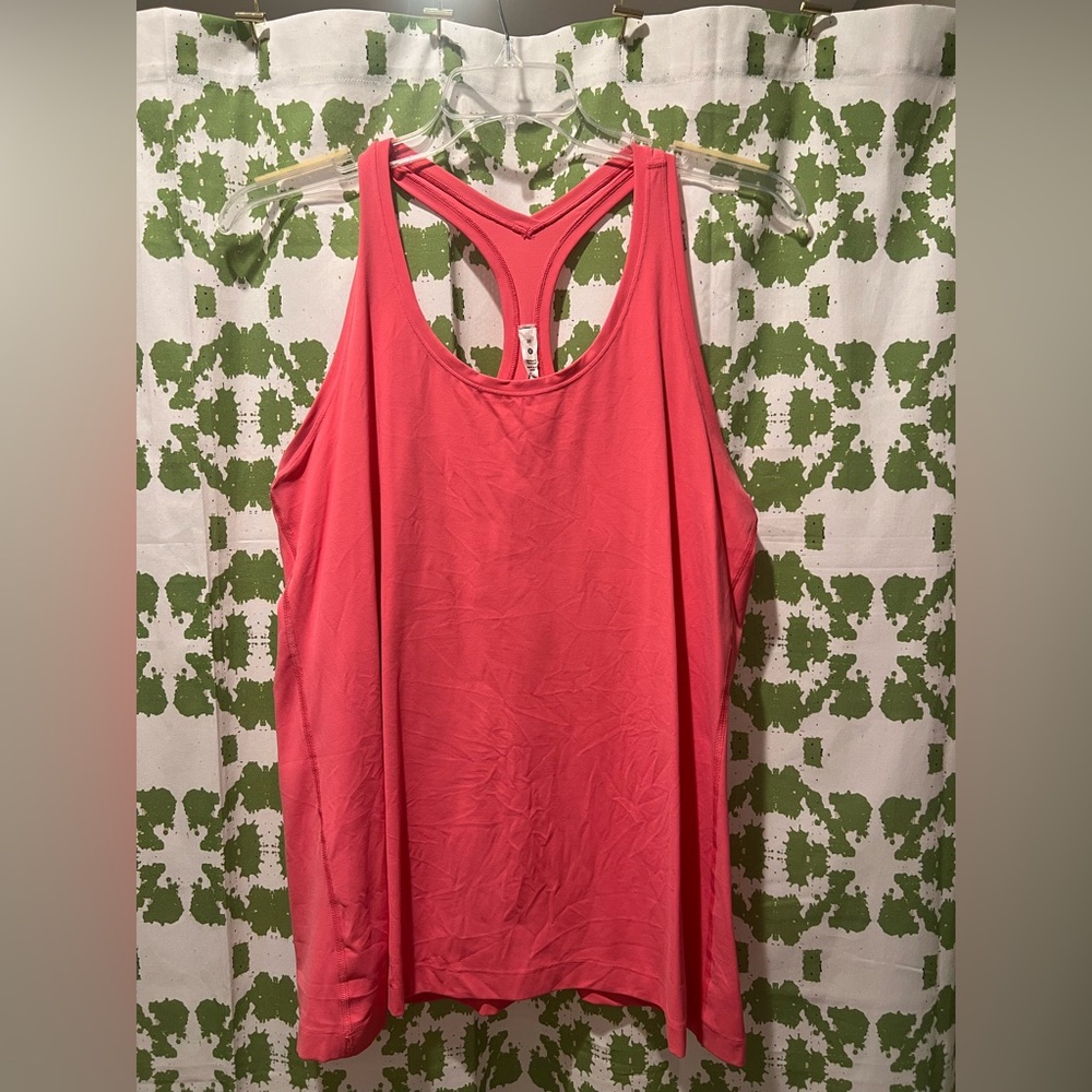 Lululemon tank top